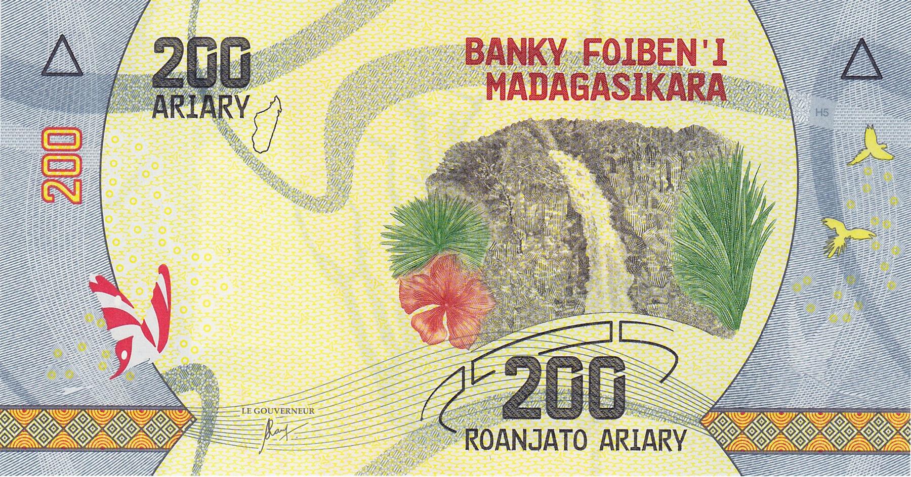 Madagascar | 200 Ariary Banknote | 2017 - 2025 | Waterfall | Butterfly | Birds | Palm | Comet Moth