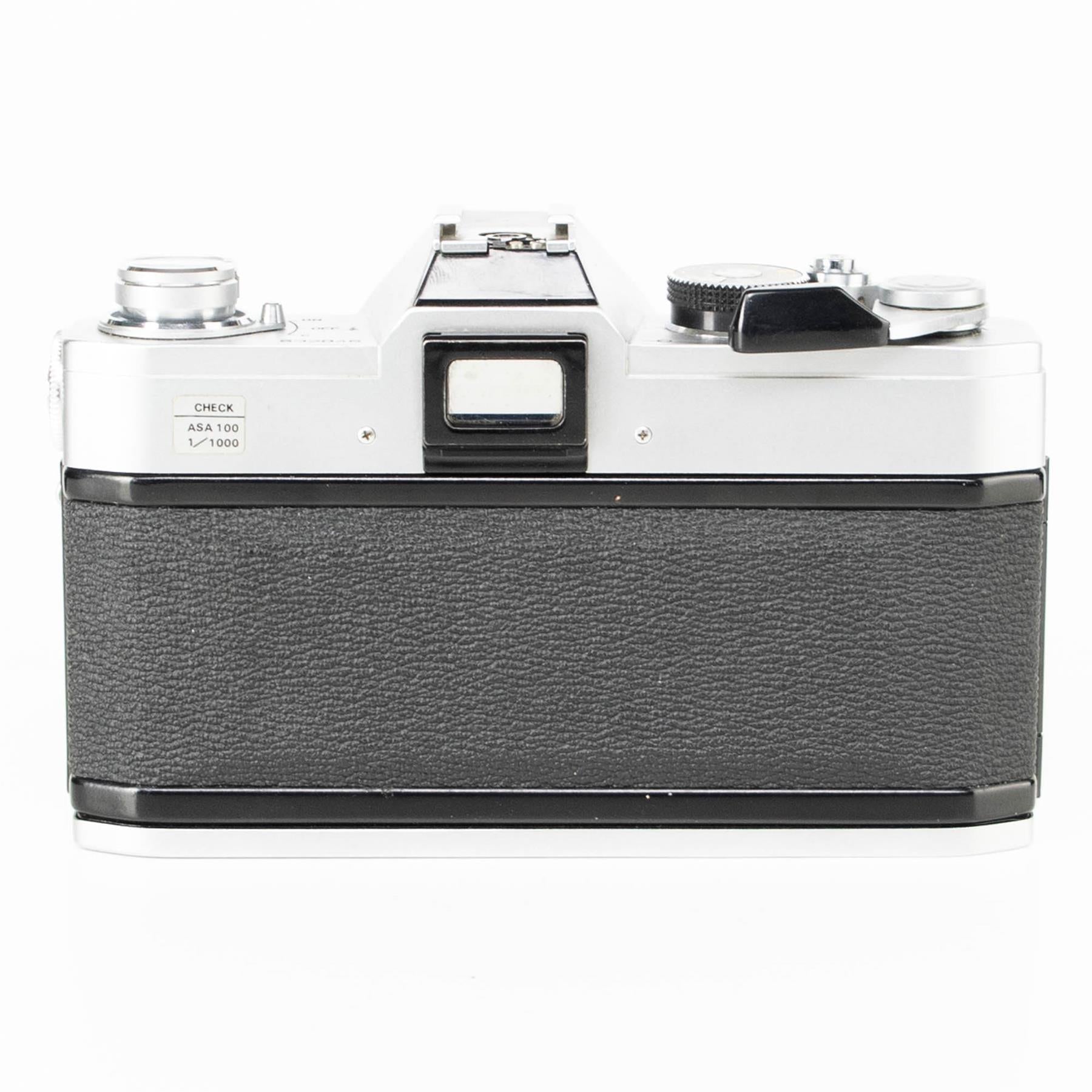 Canon FTb Camera | White | Japan | FD mount | 1973