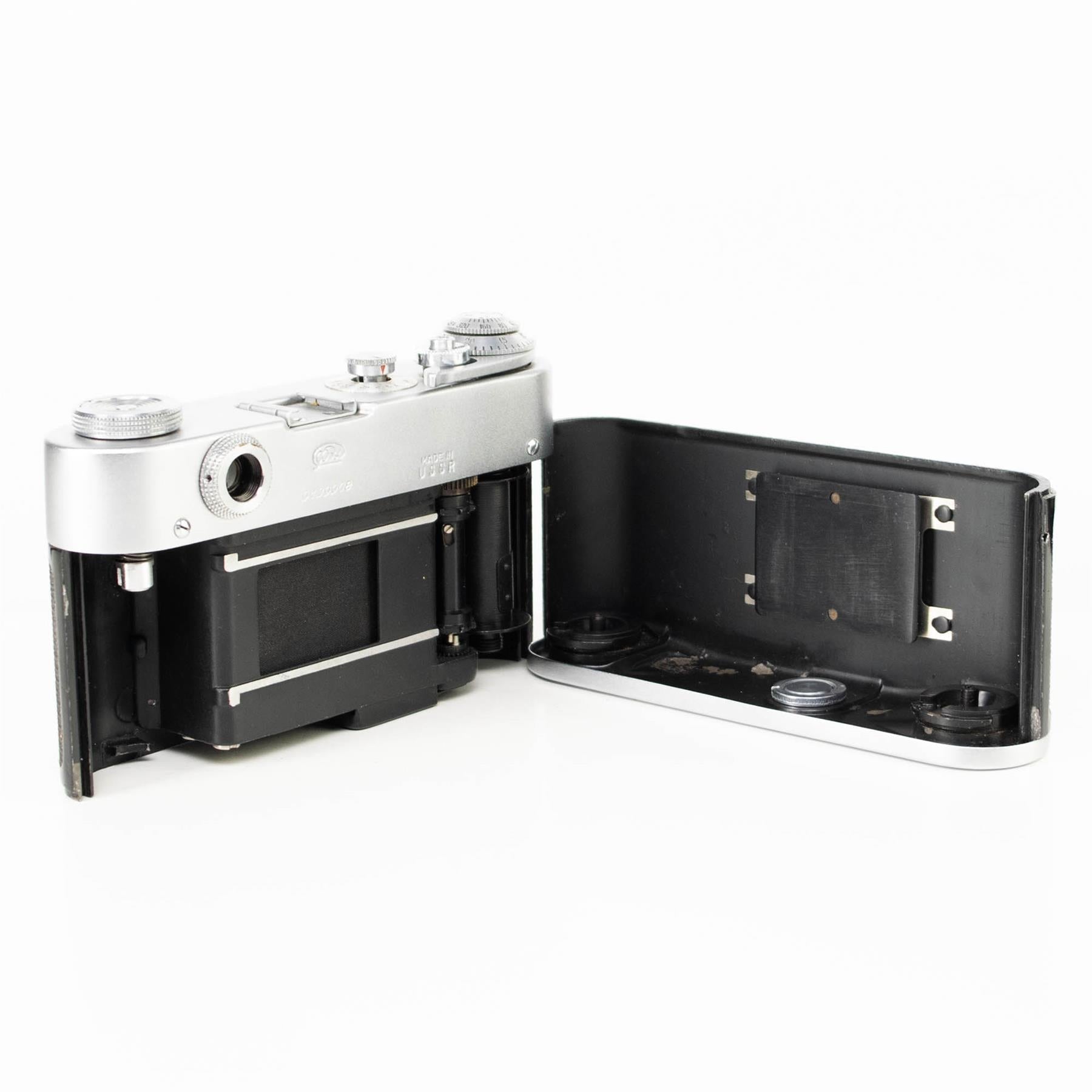 Fed 3 type B Camera | 52mm f2.8 lens | White | Soviet union | 1963 - 1980