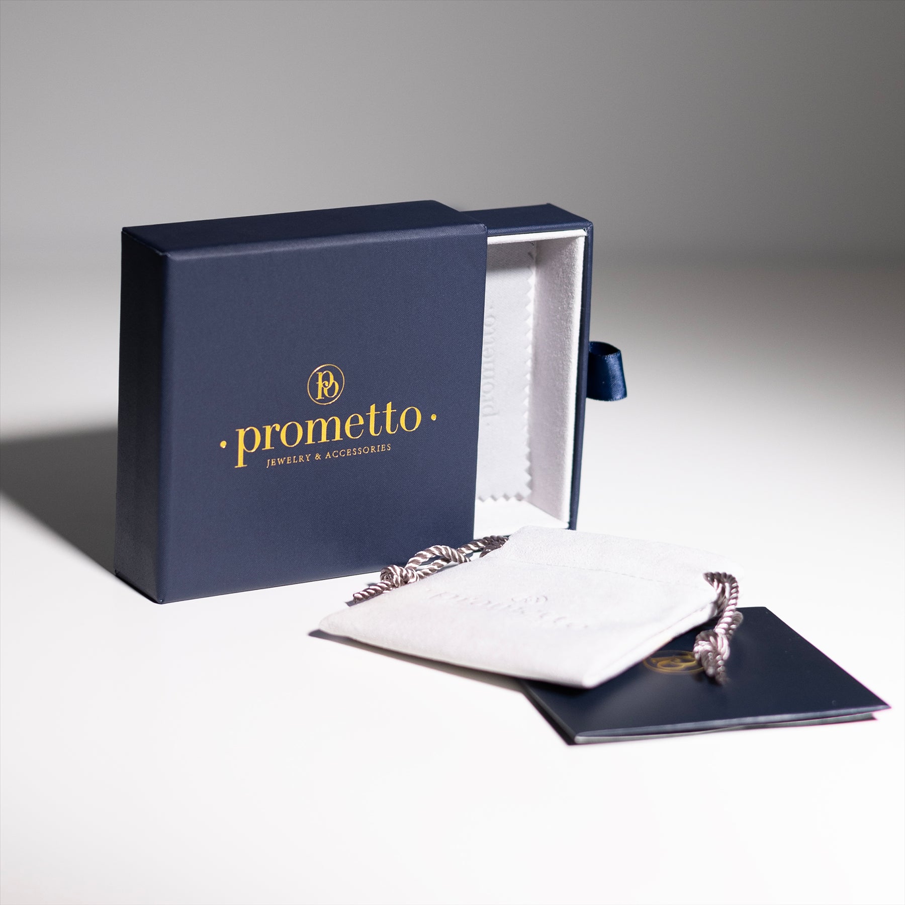 Italian Coin Necklace | Medallion Pendant Jewelry | 18K Gold Plated 100 Lira | Goddess Minerva | 1990 - 1992