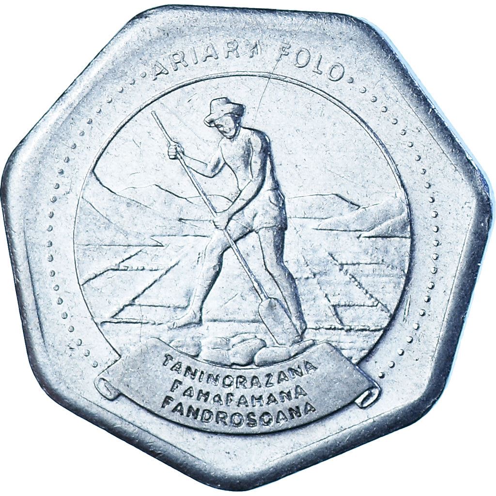Madagaskaras | 10 Ariary moneta | Žvaigždė | Darbininkas | Durpės | Km:27 | 1999