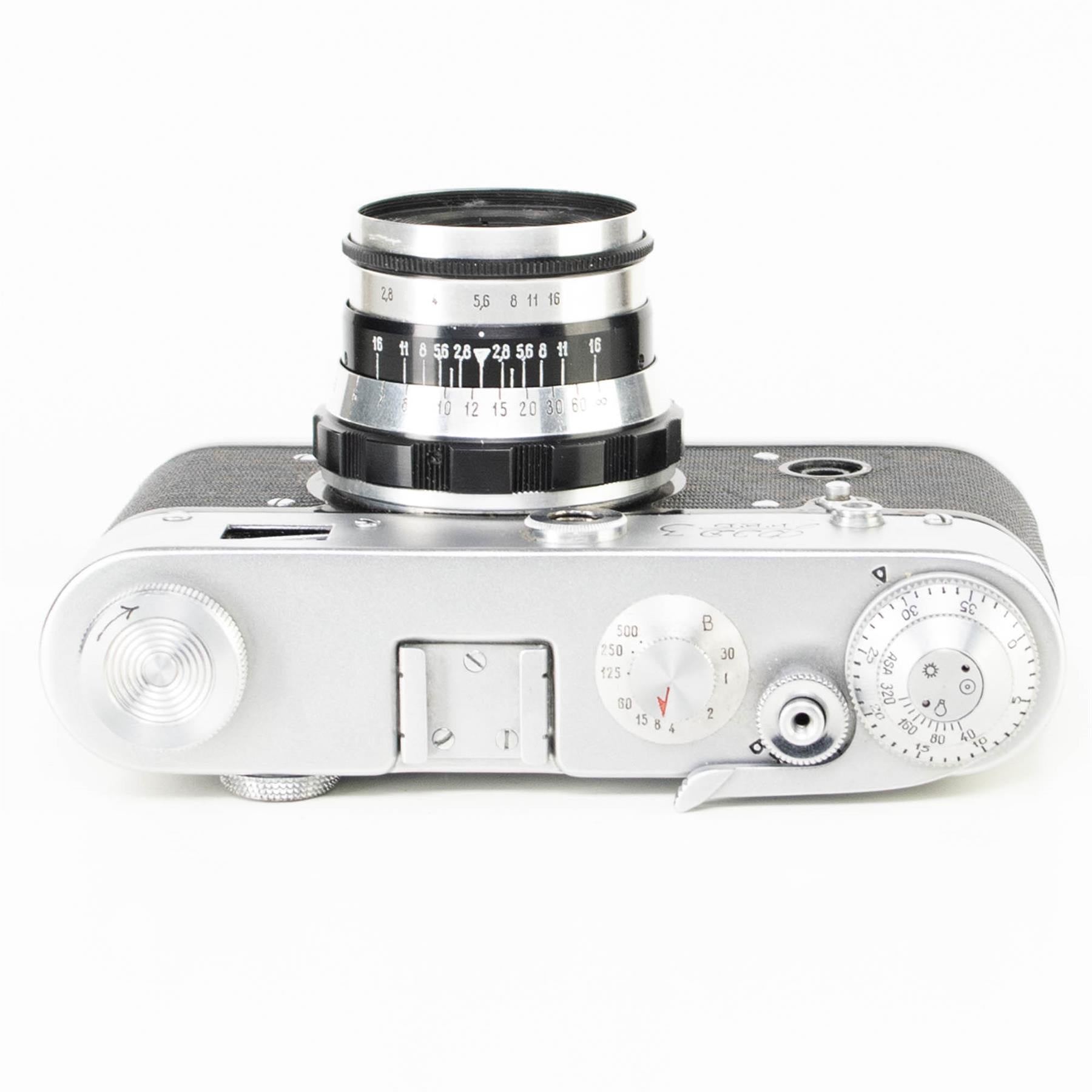 Fed 3 タイプBカメラ | 52mm f2.8 レンズ | ホワイト | ソビエト連邦